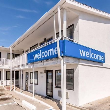 Motel 6 Fort Worth North Haltom City Esterno foto