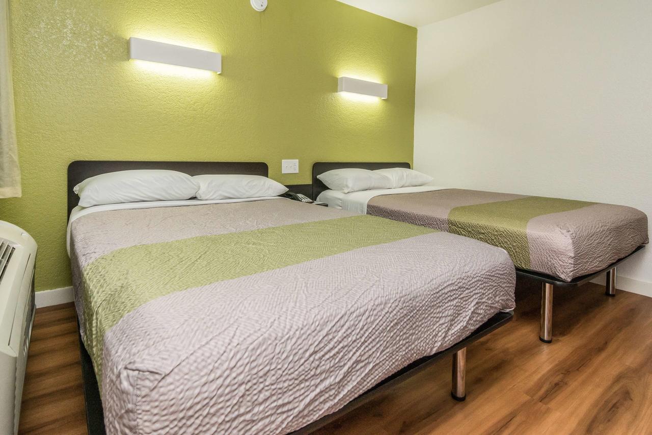 Motel 6 Fort Worth North Haltom City Esterno foto